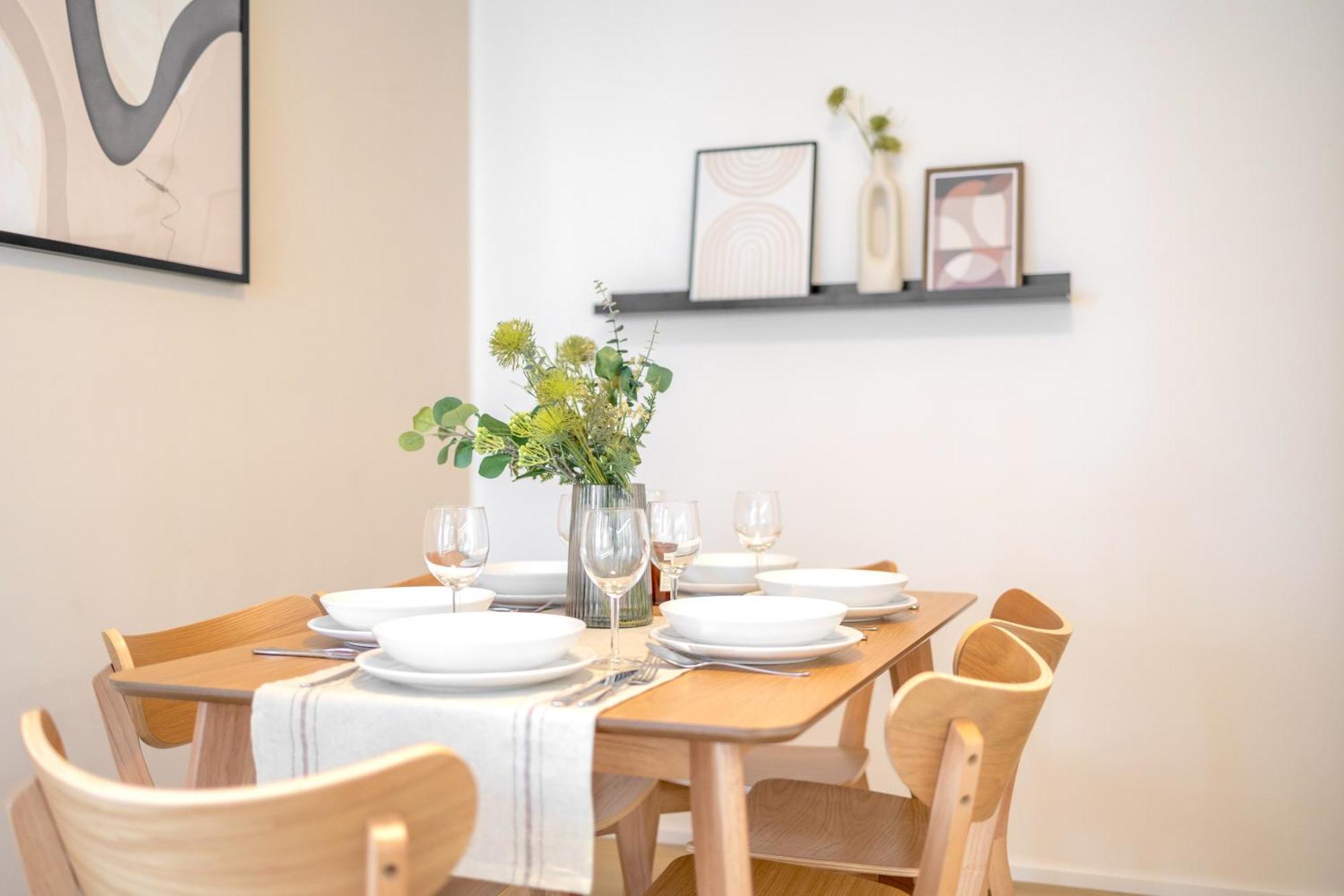 Bright 2Br - 8Th Floor, Balcony, Free Parking - By Gravity Prague Apartamento Exterior foto
